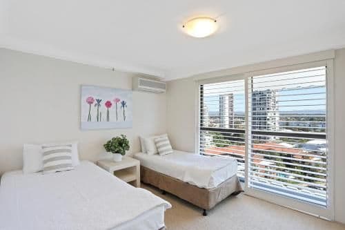 Three-3 Bedroom Marina View Superior Apartment