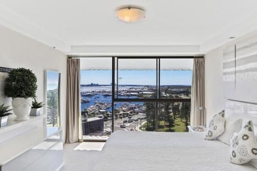 Three-3 Bedroom Marina View Superior Apartment