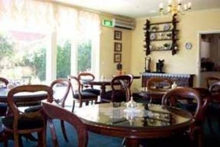 Toorak Manor2