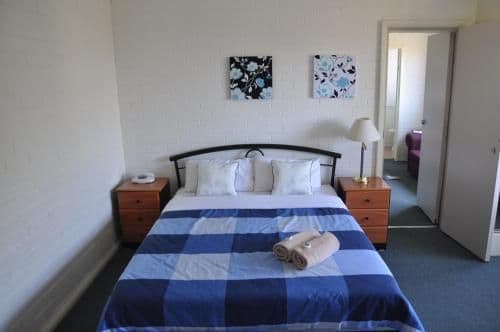 Queen Studio Apartment