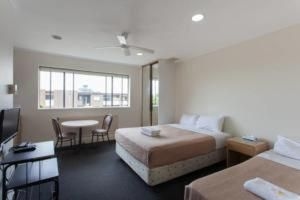 Redan Apartments2