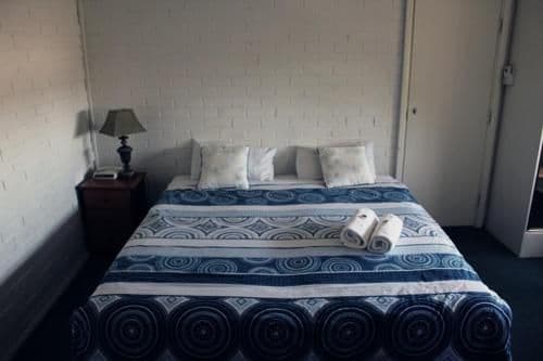 Queen Studio Apartment