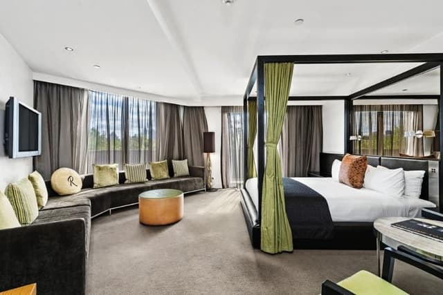 SUITE STANDARD