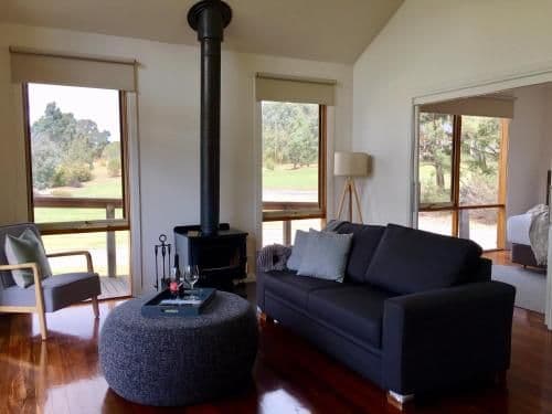 Deluxe One-Bedroom Cottage