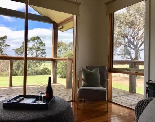 Deluxe One-Bedroom Cottage