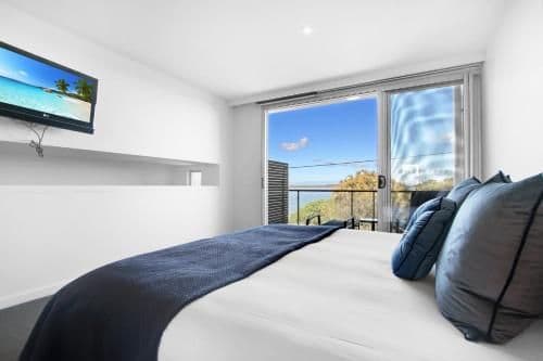 Two-Bedroom Lake King