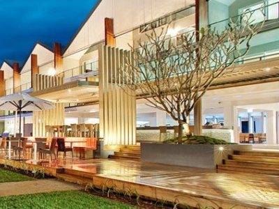 Castaways Resort And Spa2