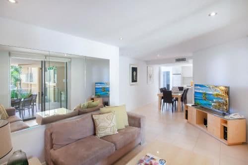 Three-Bedroom Apartment - Hastings Street View