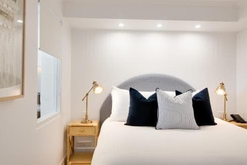 Deluxe One-Bedroom Apartment with Beach and Pool View