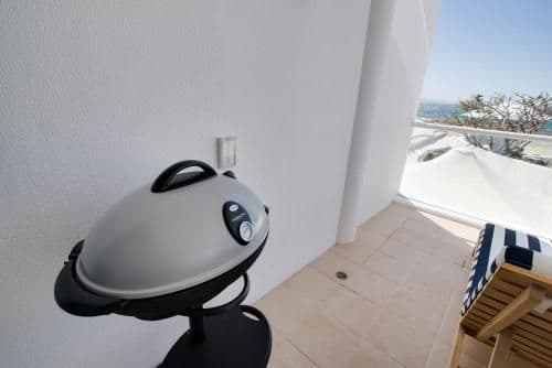 Deluxe One-Bedroom Apartment - Penthouse