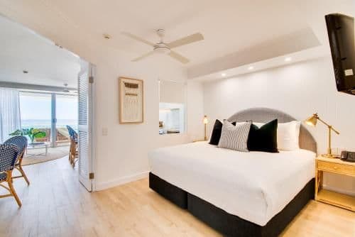 Deluxe One-Bedroom Apartment - Penthouse