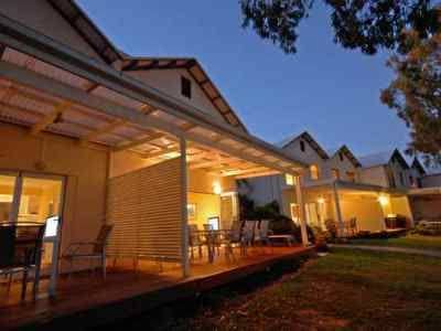 Noosa Entrance Waterfront Resort Noosa Entrance Waterfront Resort