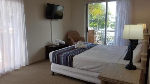 Two-Bedroom Apartment with Ocean View