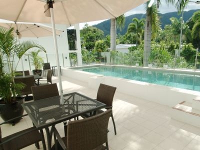 Elysium Holiday Apartments - Palm Cove2
