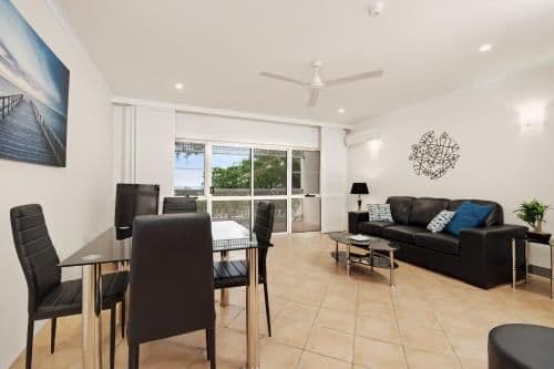 One-Bedroom Apartment with Ocean View