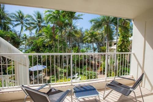 One-Bedroom Apartment with Sea View