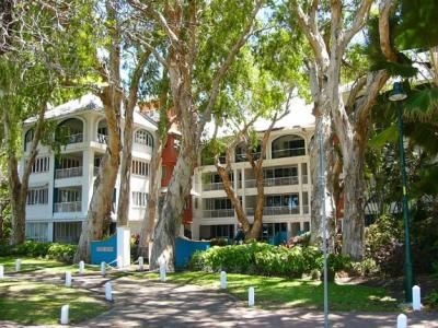 BeachView Apartments at Villa Paradiso2