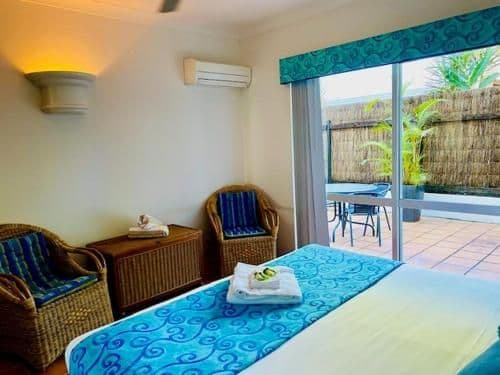 One-Bedroom Apartment with Beach View