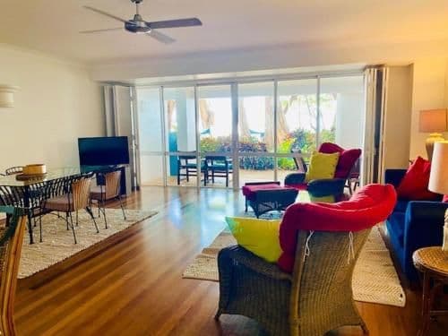 One-Bedroom Apartment with Beach View