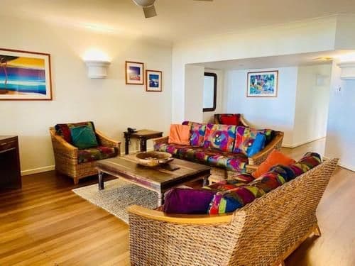 One-Bedroom Apartment with Beach View