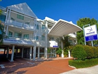 Broadwater Resort Como0