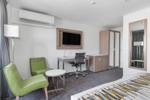 Metro Hotel Perth3