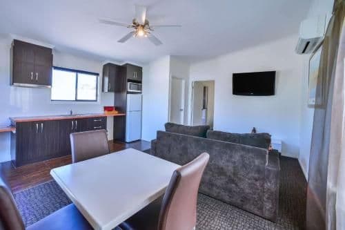 Executive Spa Suite