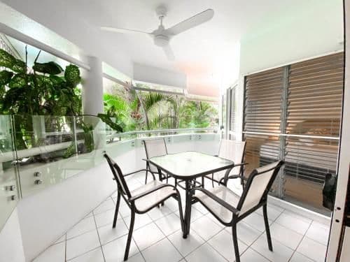One-Bedroom Apartment with Balcony