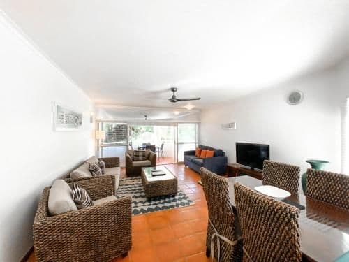 Two-Bedroom with Two Bathroom Apartment with Balcony