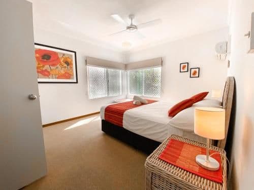 Two-Bedroom with Two Bathroom Apartment with Balcony