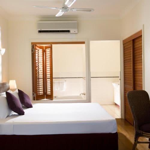 Two-Bedroom Suite with Spa Bath - Dual Key