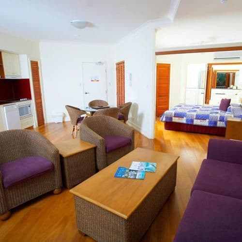 One-Bedroom Suite with Spa Bath