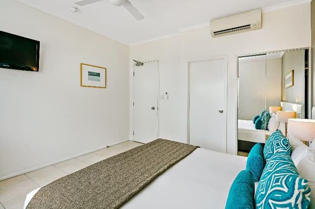 APARTMENT TWO BEDROOMS