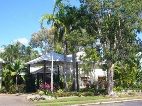 พอร์ท ดักลาส รีทรีท (Port Douglas Retreat)4