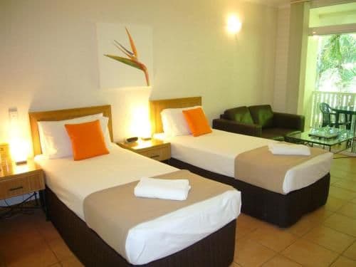 Twin Studio Apartment with Pool View
