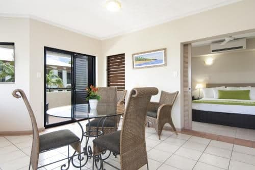 One-Bedroom Apartment with Spa Bath