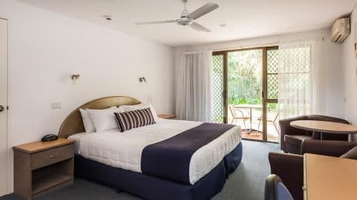 Deluxe Queen Room