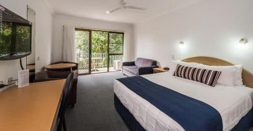Deluxe Queen Room