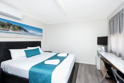 Budget Double Room - street parking only