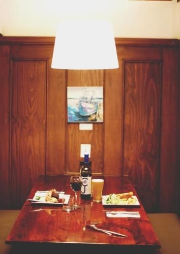 Caledonian Inn4
