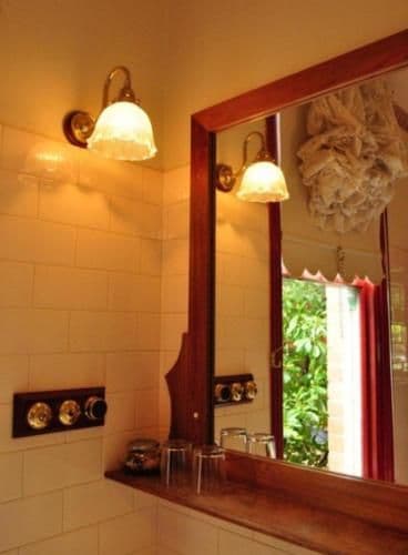F.O. Henry Queen Room