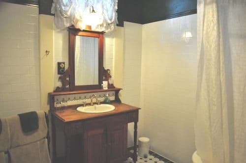 Jessie Two-Bedroom Suite