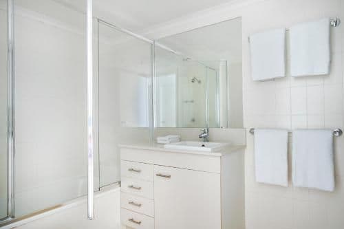 Deluxe Two-Bedroom Apartment