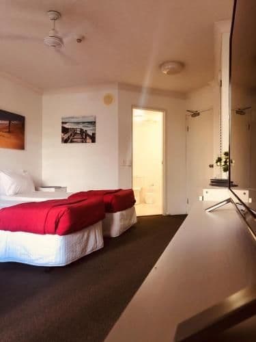 Deluxe Family Room