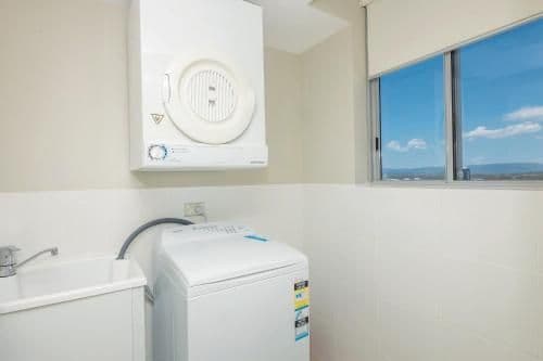 Three-Bedroom Apartment with Two Bathrooms - Low Floor