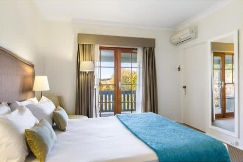 Highland Queen Room