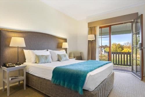 Highland Queen Room