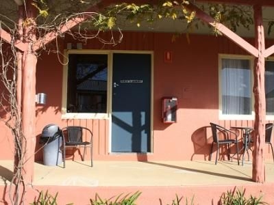 Swansea Motor Inn1