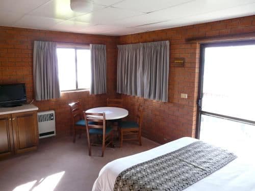 Deluxe Family Room with Spa Bath
