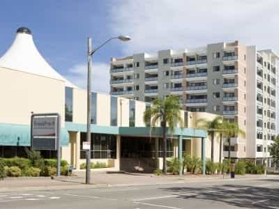 Breakfree Bankstown International